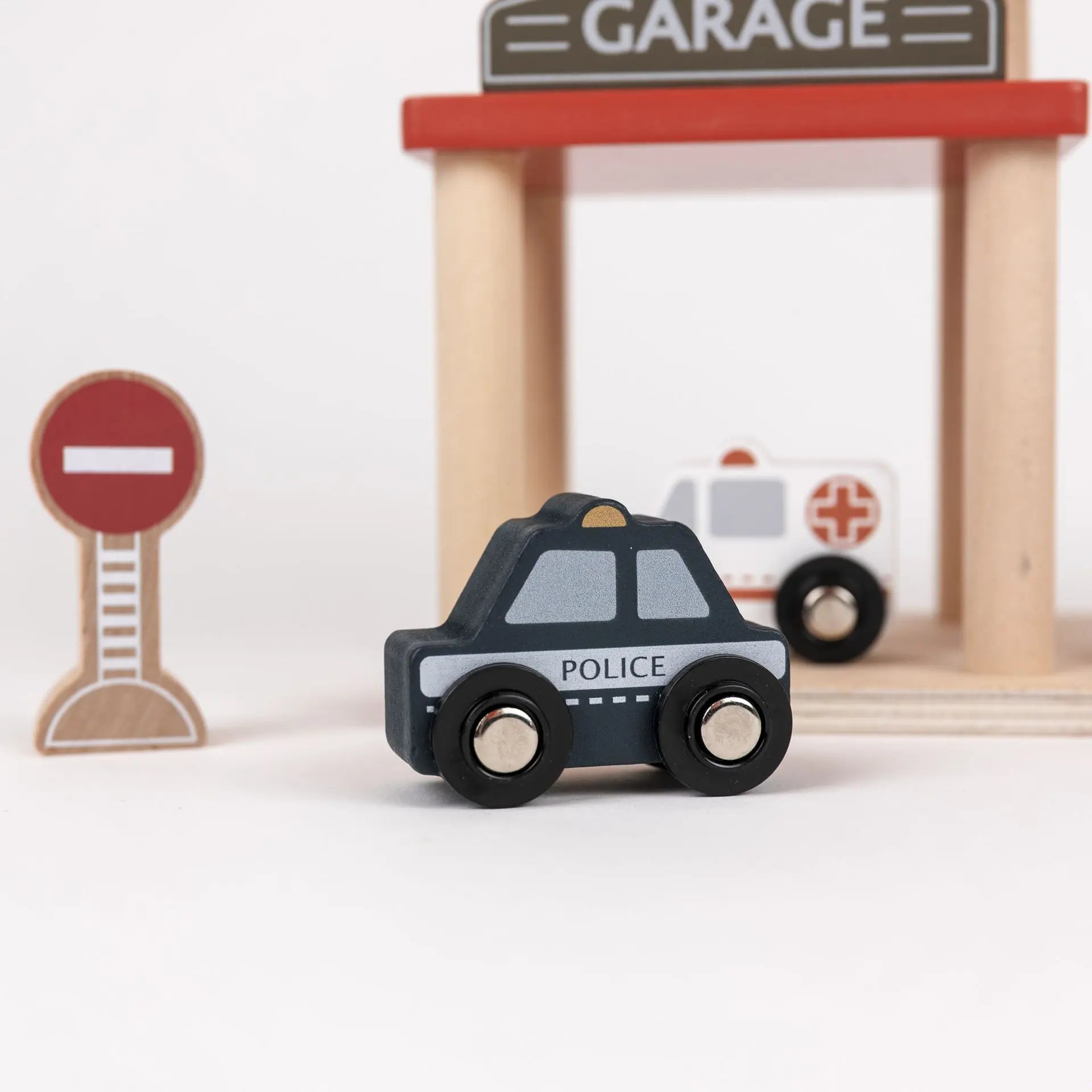 Garage Wooden Car